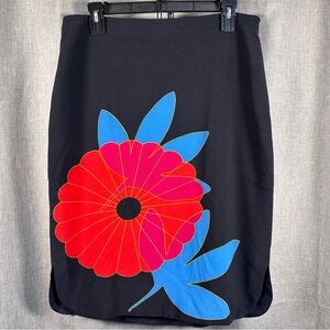 Ann Taylor LOFT Blossom Pencil Skirt Size 8
 Skirt with Bold Floral Design